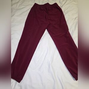 Banana Republic BR Standard Burgundy Jogger Pants- XS NWT